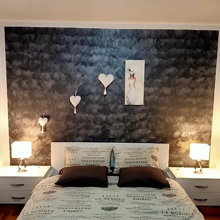 Luna Apartment